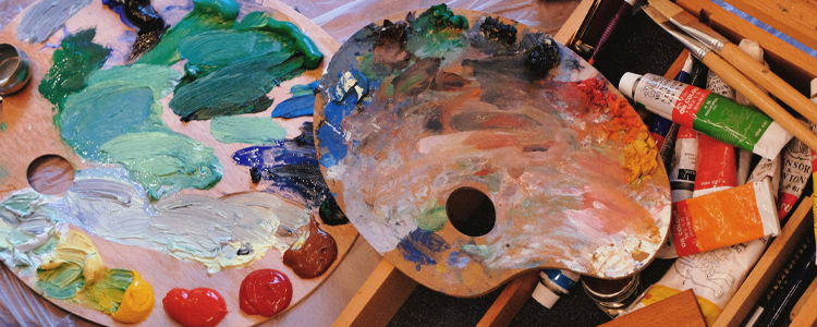 Palettes & Paint Trays